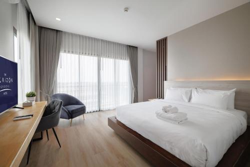 the horizon groove hotel