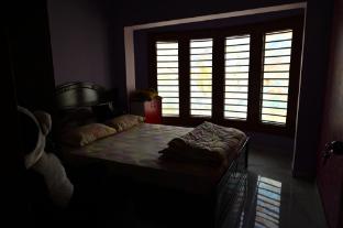 mayur shines