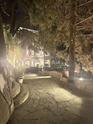 Baris Stays Mussoorie,,4 star