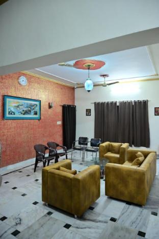 sharan homestay