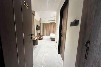 hotel kushala grand dombivali