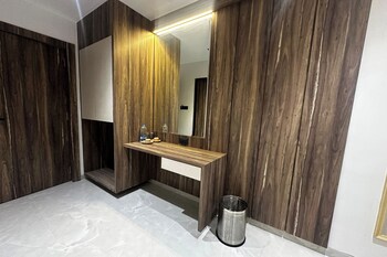 hotel kushala grand dombivali