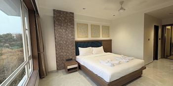 hotel kushala grand dombivali