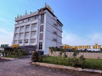hotel kushala grand dombivali