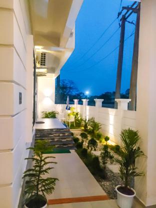 sayas abode railview suites