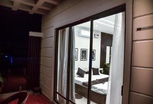 sayas abode railview suites