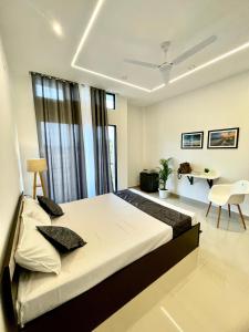 sayas abode railview suites