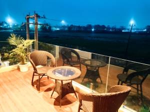 sayas abode railview suites