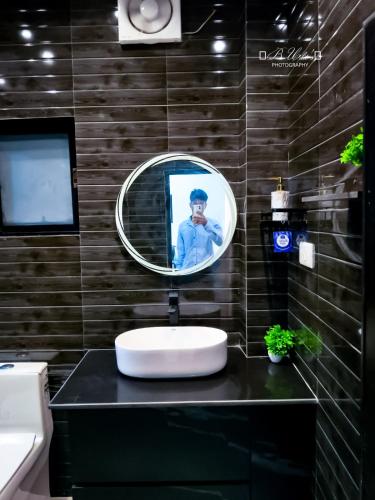 sayas abode railview suites