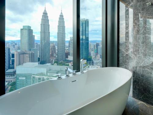 imperial luxury suites klcc by moonway