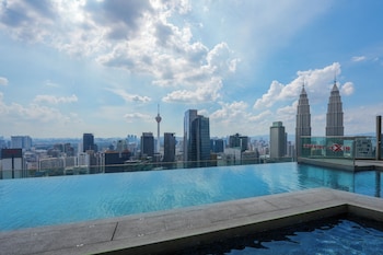 imperial luxury suites klcc by moonway