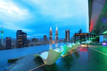 imperial luxury suites klcc by moonway