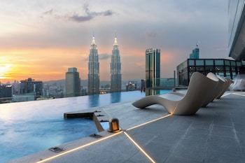 imperial luxury suites klcc by moonway
