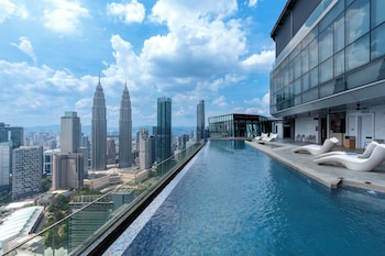 imperial luxury suites klcc by moonway