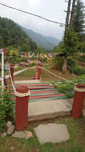 Hiideout Cottages And Camps,,3 star