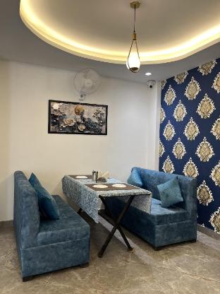 hotel the ananta inn