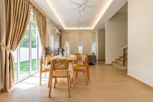 la ferringhi villa by brb