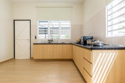 la ferringhi villa by brb