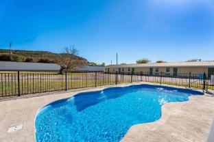 rodeway inn kingsland lake lbj