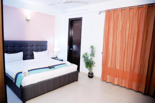 divine india service apartment 3bhk j 171 saket