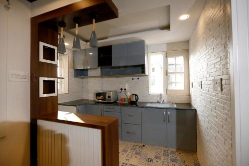 nuh serenity 2 bhk luxury apartment in srinagar