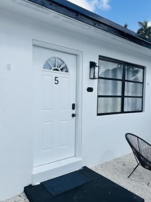 wilton manors guesthouse