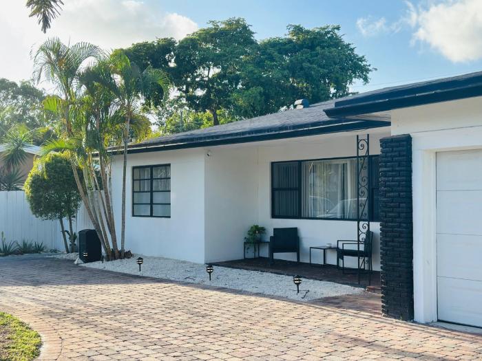 wilton manors guesthouse