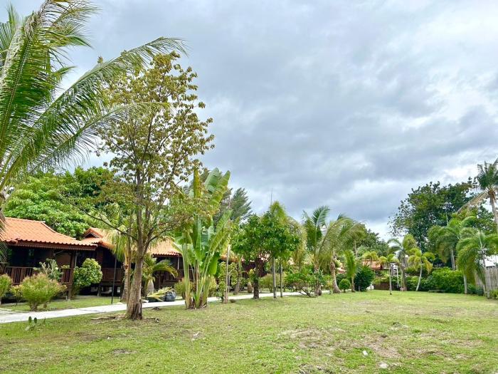 sea beach at lipe