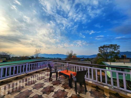 dorjee house and rooftop cafe