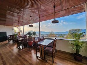 dorjee house and rooftop cafe