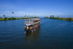 kerala nature houseboat by coco floatel