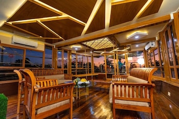 kerala nature houseboat by coco floatel