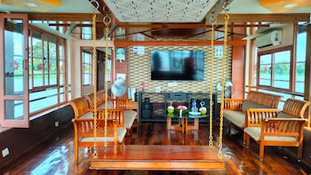 kerala nature houseboat by coco floatel