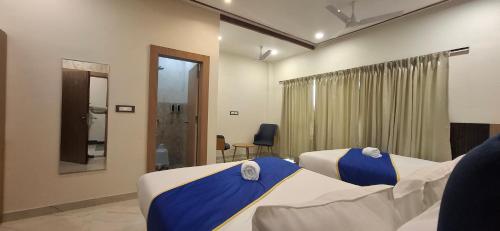 Blueneck Ayodhya-Near Shriram Mandir,,3 star