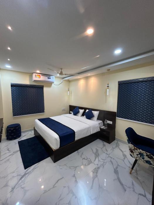 livotel premium hotel near kiit university