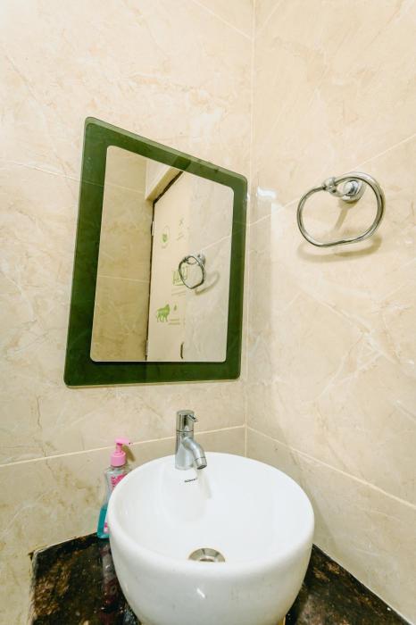 livotel premium hotel near kiit university