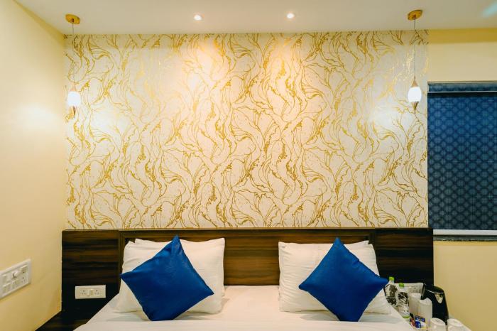 livotel premium hotel near kiit university