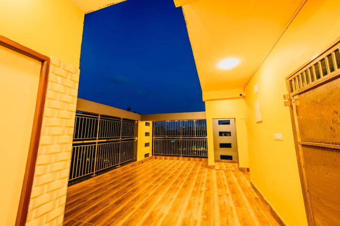 livotel premium hotel near kiit university