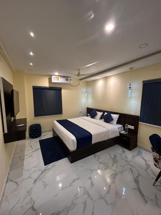 livotel premium hotel near kiit university
