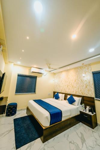 livotel premium hotel near kiit university