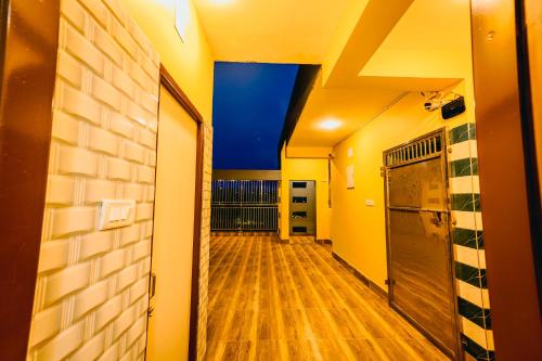 livotel premium hotel near kiit university