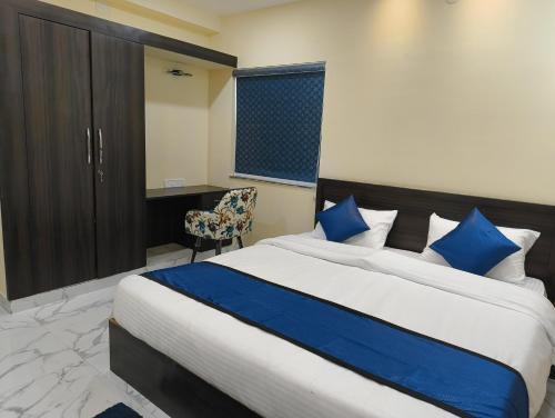 livotel premium hotel near kiit university