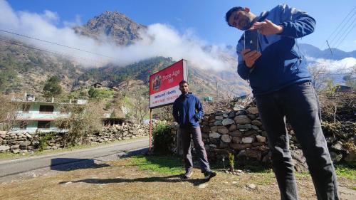 tirthan stone age inn