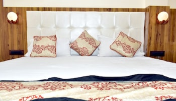 hotel geet palace
