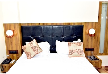 hotel geet palace