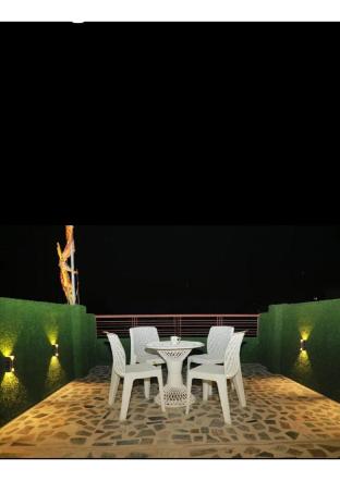 Hotel Geet Palace,,3 star