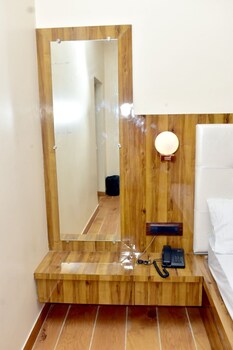 hotel geet palace