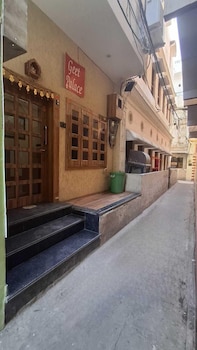 hotel geet palace