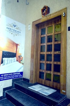hotel geet palace