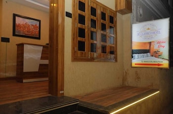 hotel geet palace